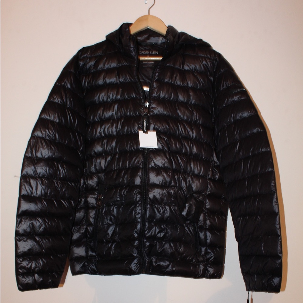LIMITED TIME 33% OFF Womens Black Guess Puffer Coat